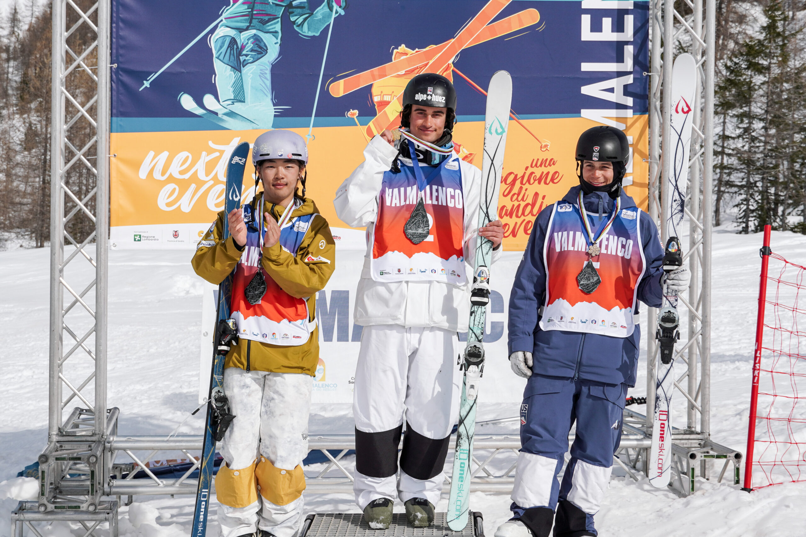 Mateo Jeannesson secures Moguls Junior World Championships title