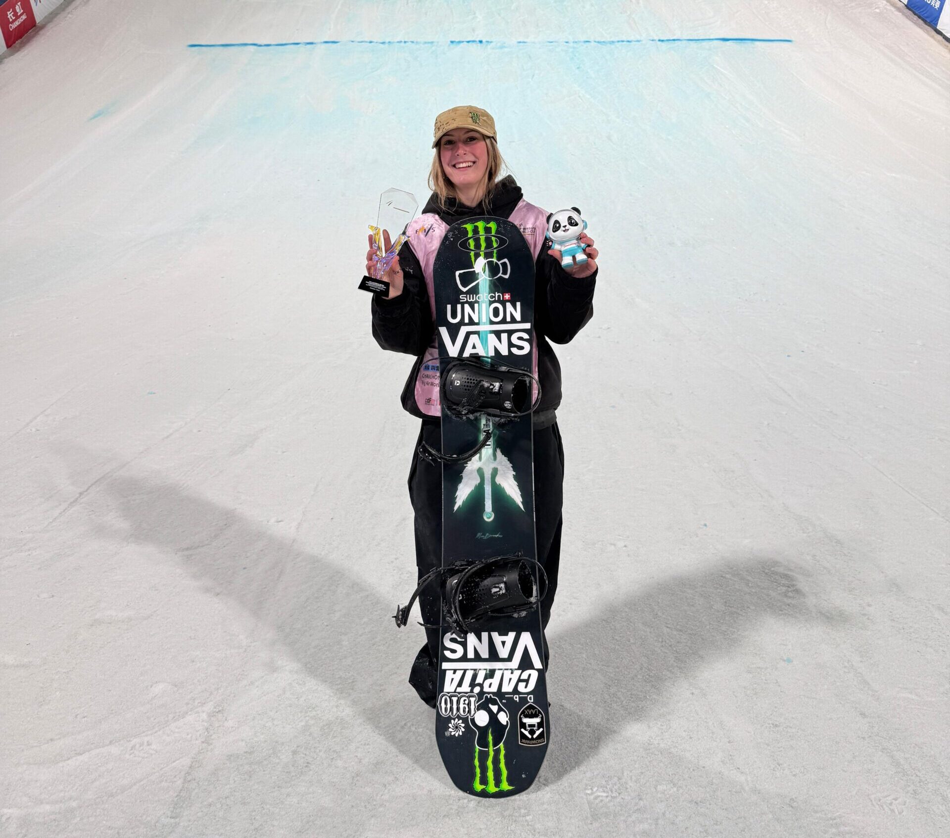 Brookes goes big in Beijing, Kenworthy third in Snow League